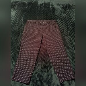 Hilary Radley Women Capri pants. Size 10. Color black. Good condition.